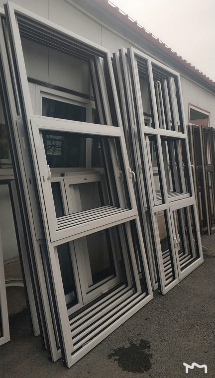 鞍山市天乙门窗工业有限公司沈阳经销商所订货品已完成，经过检验后进行包装，准备发货。(图2)